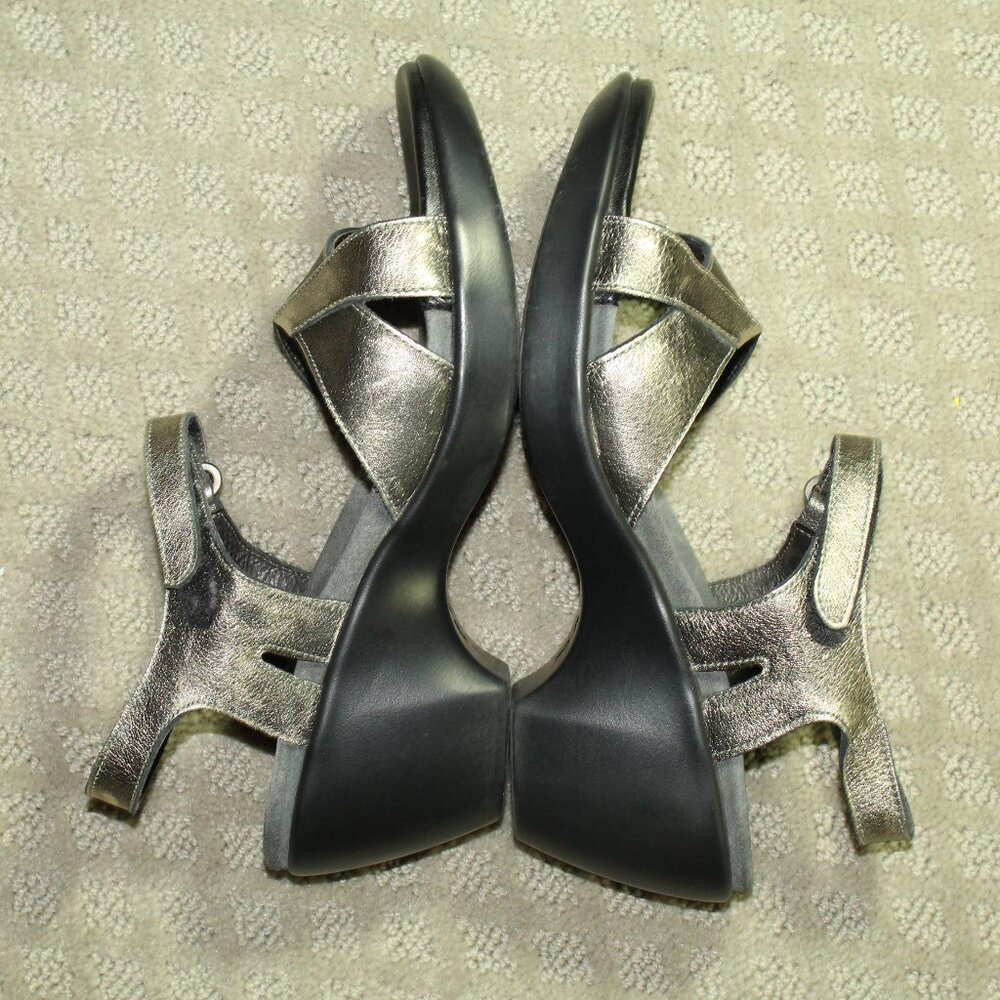 Naot Women's 7.5 Distressed Pewter 1" Platform 3" Heeled Sandals - Picture 5 of 7
